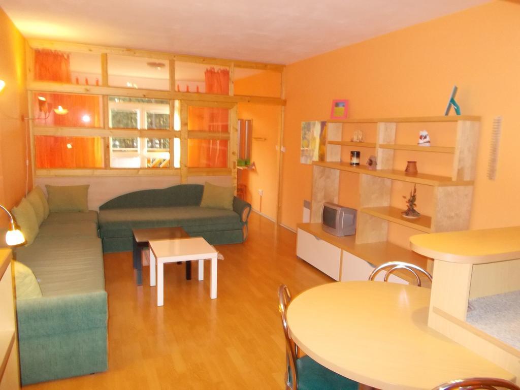Family Apartments Spiezovec โดโนวาลี ภายนอก รูปภาพ